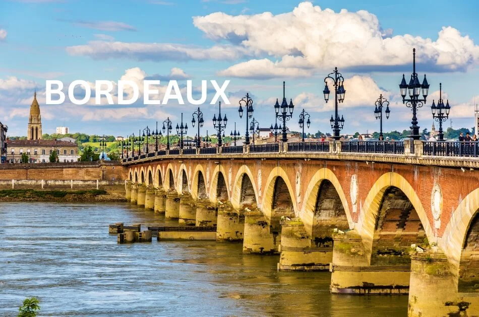 pont-de-pierre-bridge-over-garonne-river-in-bordeaux-france