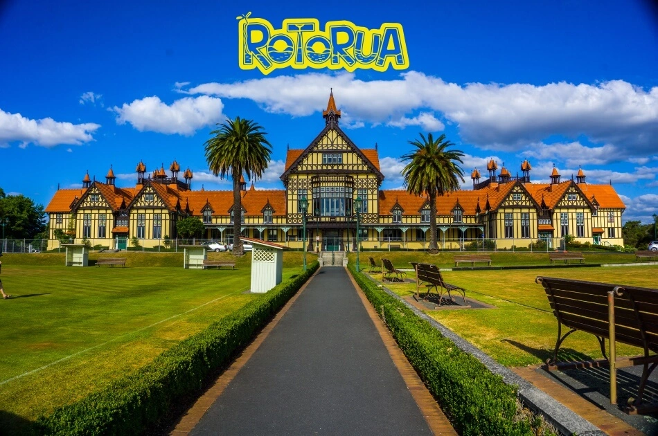 rotorua-government-gardens-and-museum-in-new-zealand