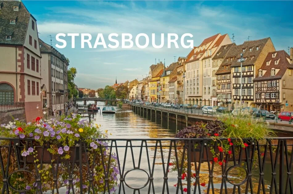 half-timbered-houses-and-canal-in-strasbourg-france
